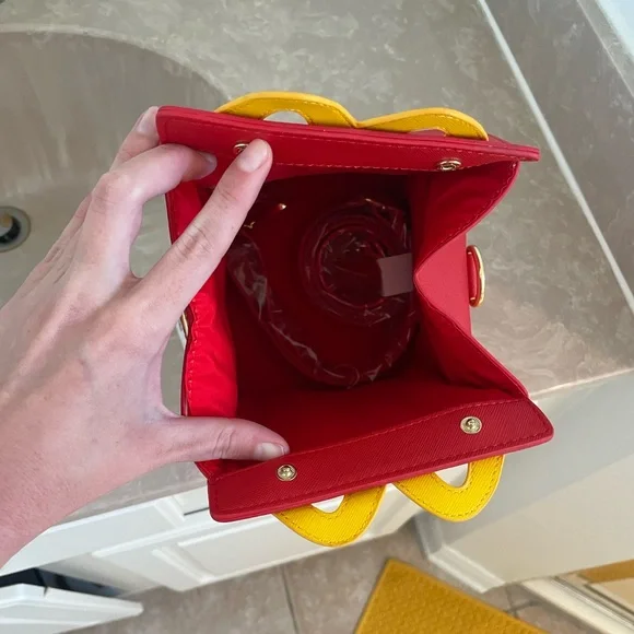 RARE BoxLunch McDonalds Happy Meal Cross-Body Purse - Picture 2 of 4